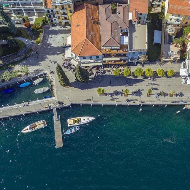 Hotel Diana Gardone Riviera Buitenkant foto